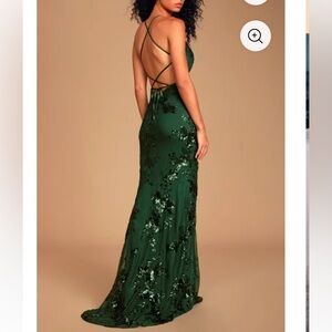 Lulu’s Forest Green Sequence Dress. size Sm